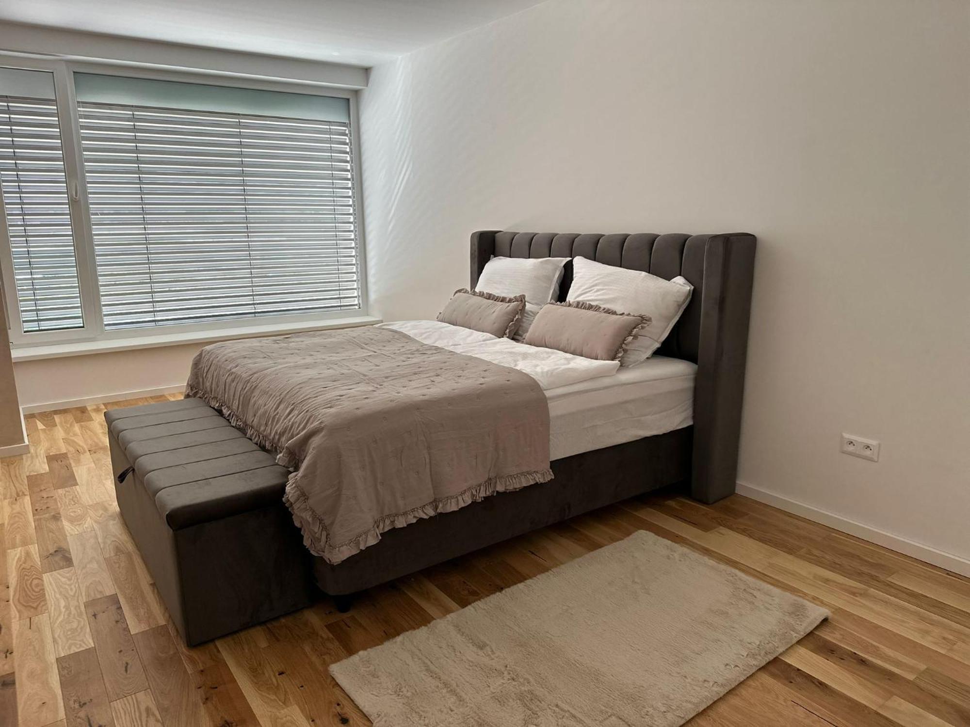 Luxury Apartment - Astro Dunajska Streda Luaran gambar