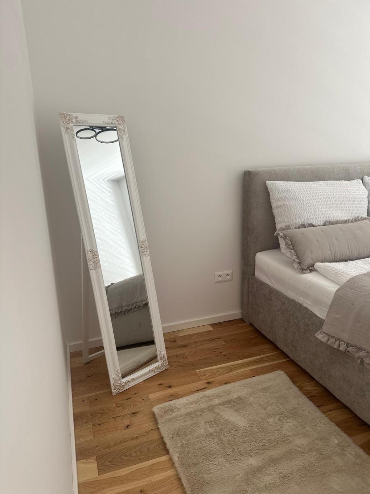 Luxury Apartment - Astro Dunajska Streda Luaran gambar