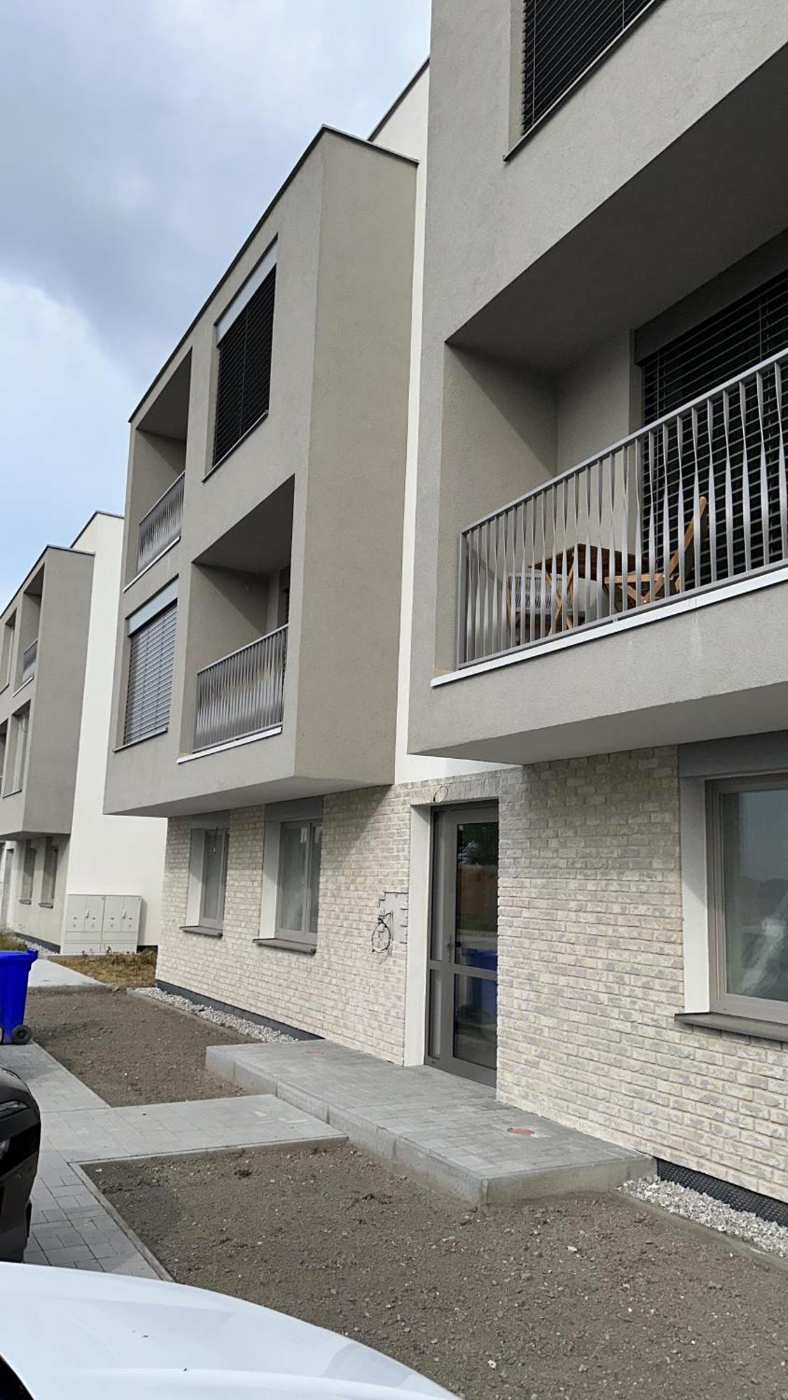 Luxury Apartment - Astro Dunajska Streda Luaran gambar